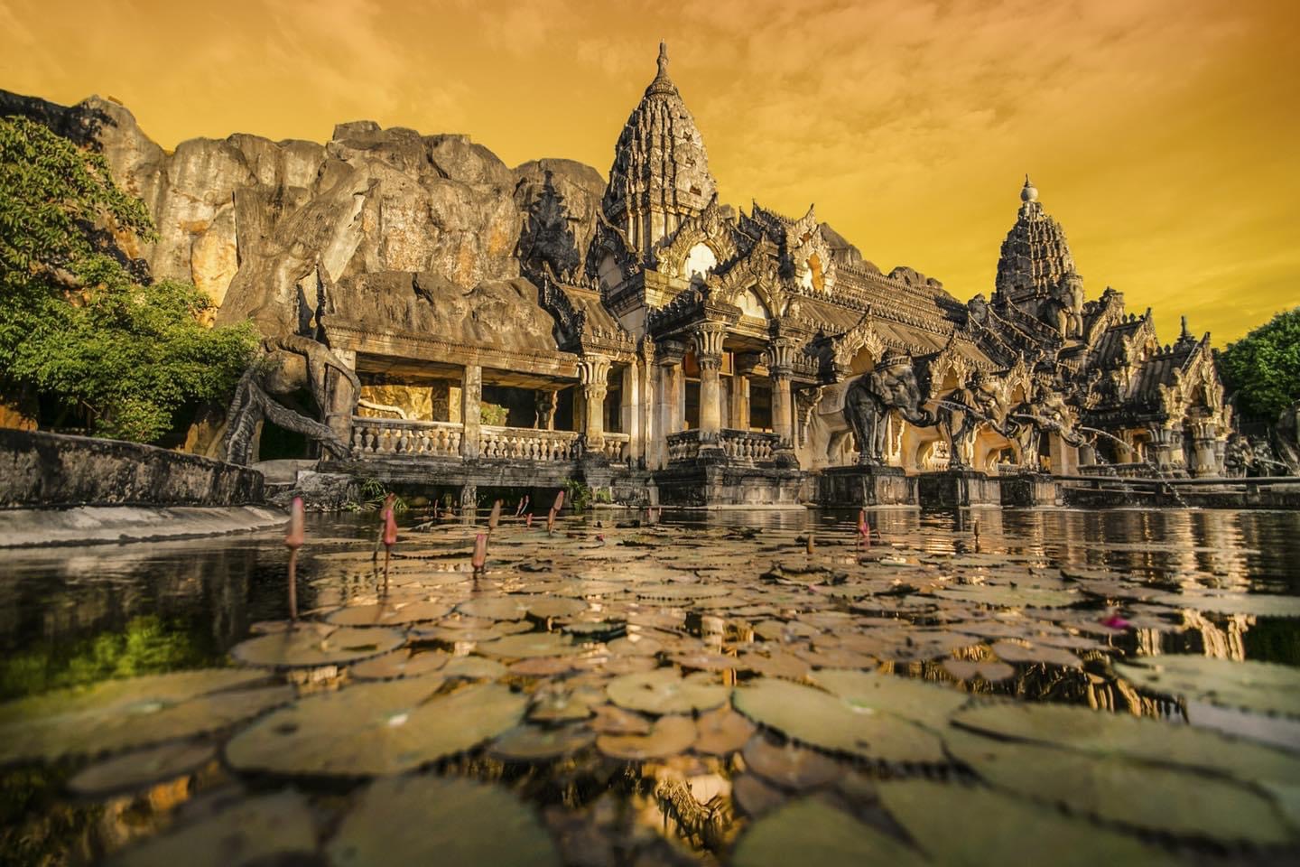 Phuket FantaSea Show
