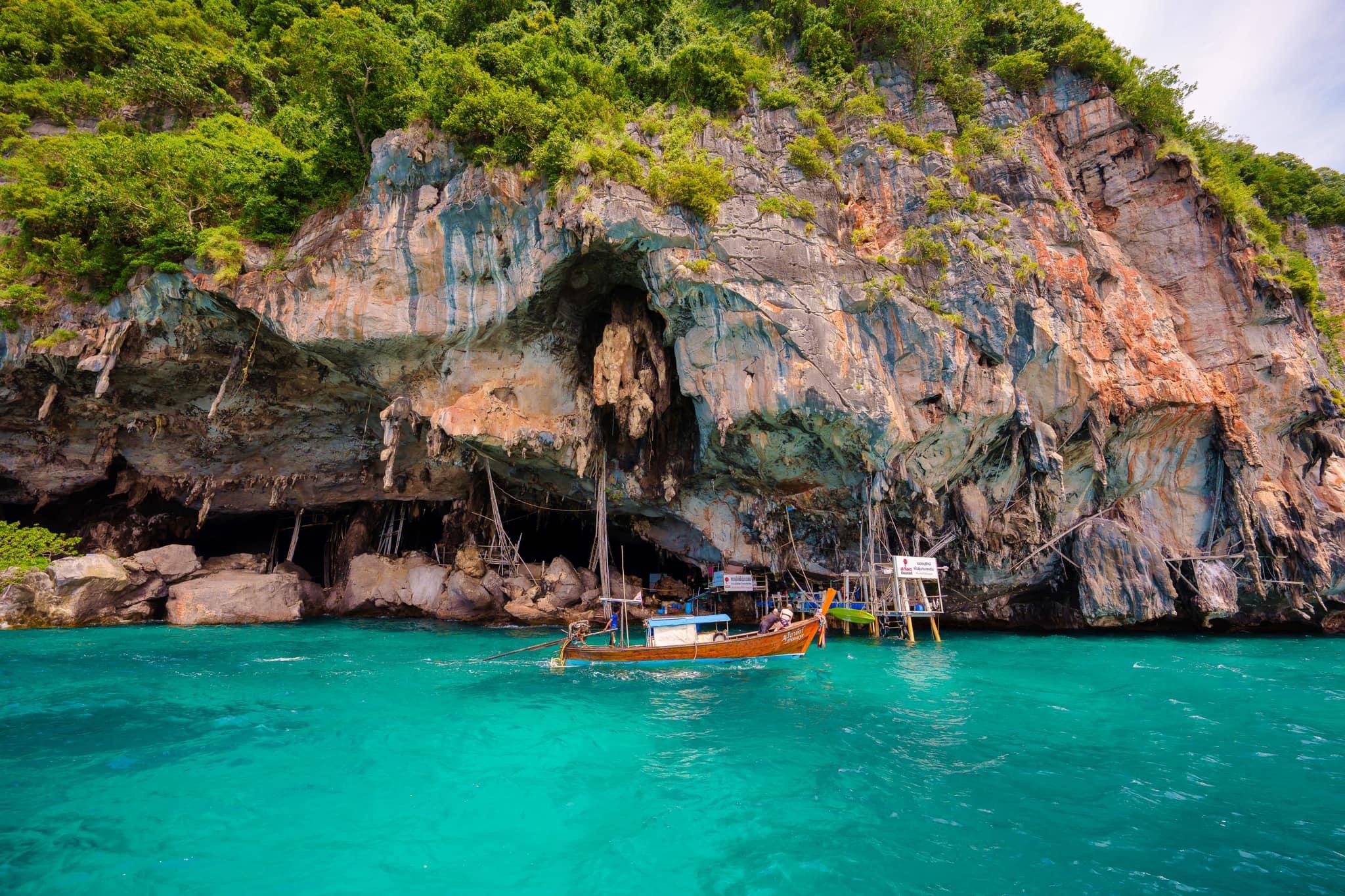 Phi Phi + Maya Bay + Bamboo Island + Join Longtail Boat Tour By Premium Speedboat